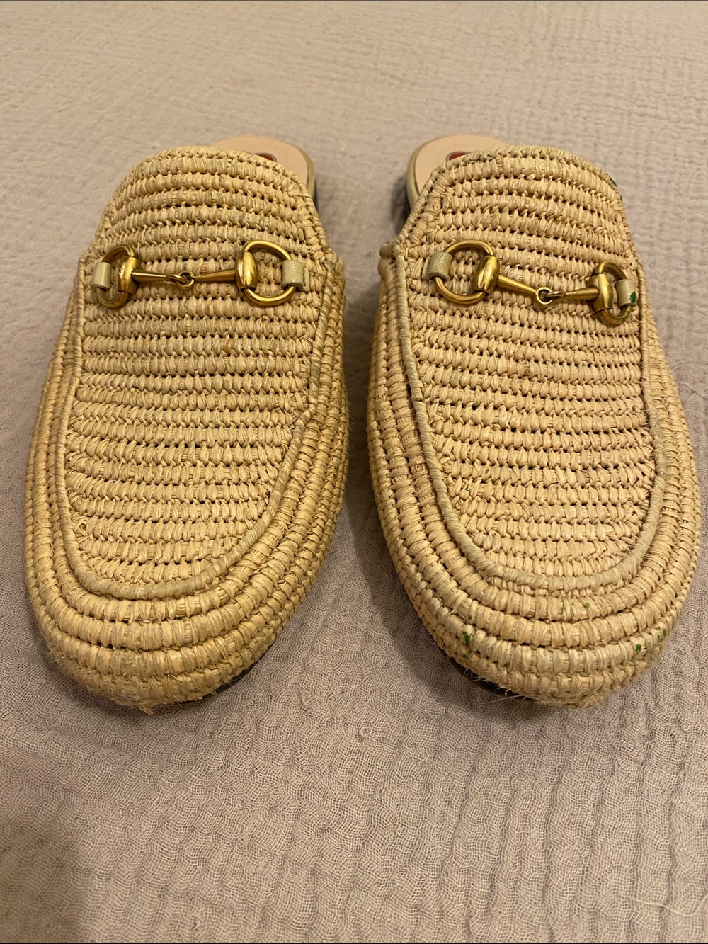 Gucci Beige Raffia Mule Slides with Gold Horsebit. Size 39 - Picture 2 of 12